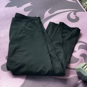 Maternity Activewear Capri Pants
